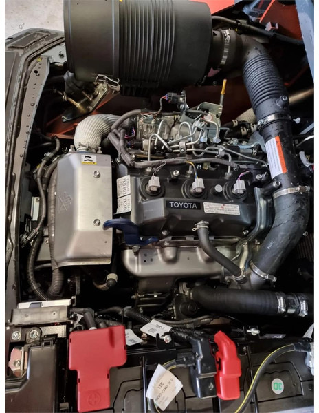 Dieselový vysokozdvižný vozík Toyota 8FD70F: obrázok 10