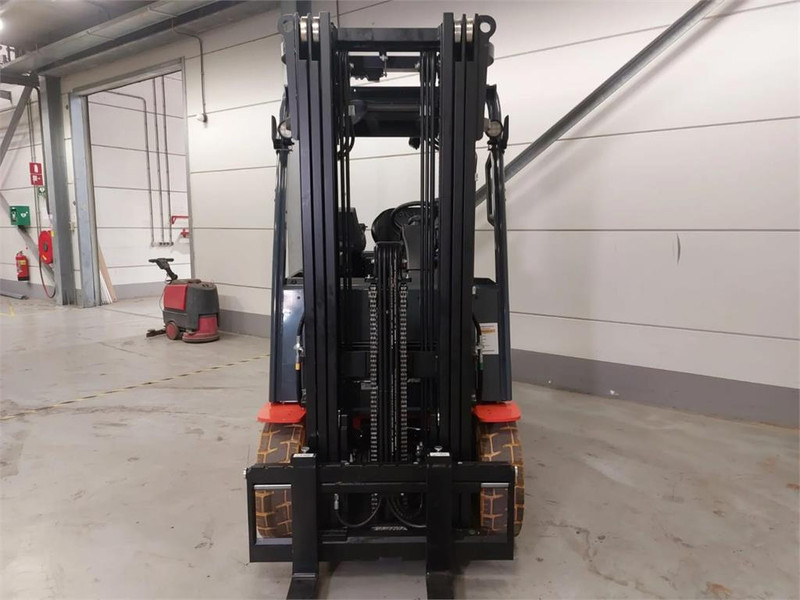 Elektrický vysokozdvižný vozík Toyota 9FBMK25T: obrázok 7 Elektrický vysokozdvižný vozík Toyota 9FBMK25T: obrázok 7