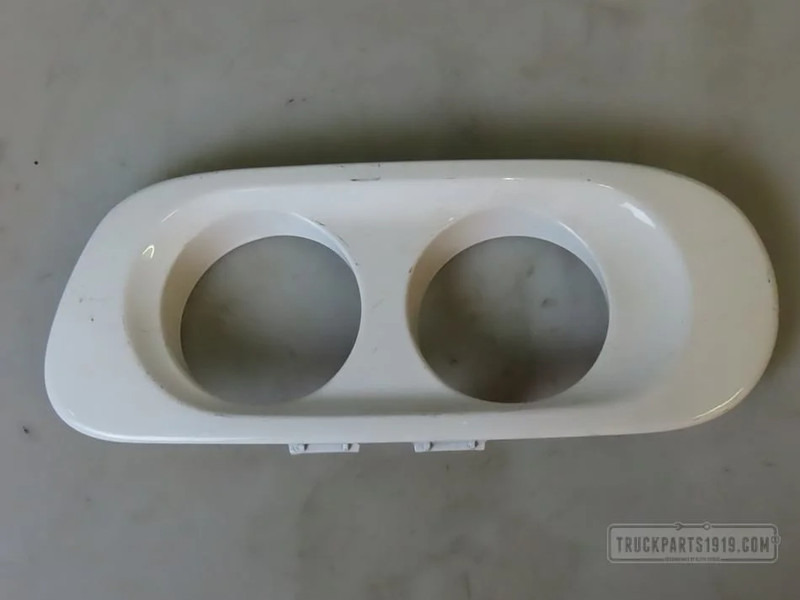 DAF Body & Chassis Parts Afdichtplaat Mistlamp Li. DAF - Roh nárazníka pre Nákladné auto: obrázok 1 DAF Body & Chassis Parts Afdichtplaat Mistlamp Li. DAF - Roh nárazníka pre Nákladné auto: obrázok 1