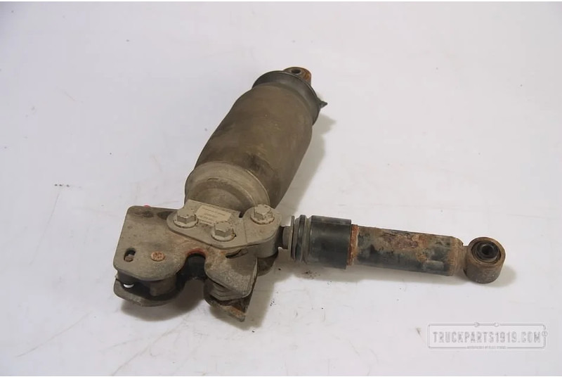 Renault Body & Chassis Parts Cabine vergrendeling - Odpruženie kabíny pre Nákladné auto: obrázok 1 Renault Body & Chassis Parts Cabine vergrendeling - Odpruženie kabíny pre Nákladné auto: obrázok 1