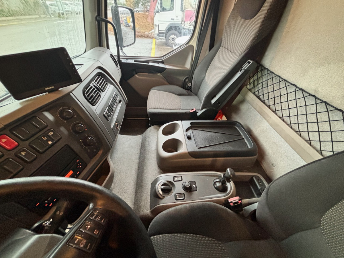 DAF LF 280 - Chladirenské nákladné vozidlo: obrázok 5 DAF LF 280 - Chladirenské nákladné vozidlo: obrázok 5