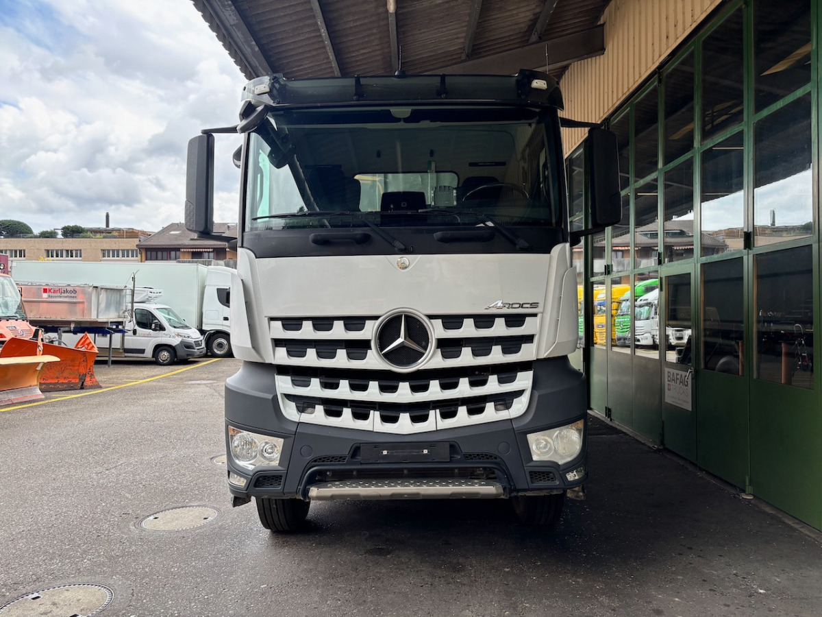 MERCEDES Arocs 3251 - Sklápač: obrázok 3 MERCEDES Arocs 3251 - Sklápač: obrázok 3