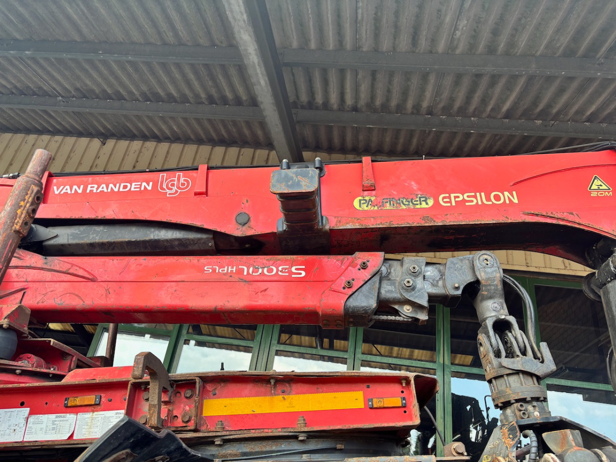 Nákladné vozidlo na prepravu dreva, Auto s hydraulickou rukou SCANIA G490 6x2: obrázok 15