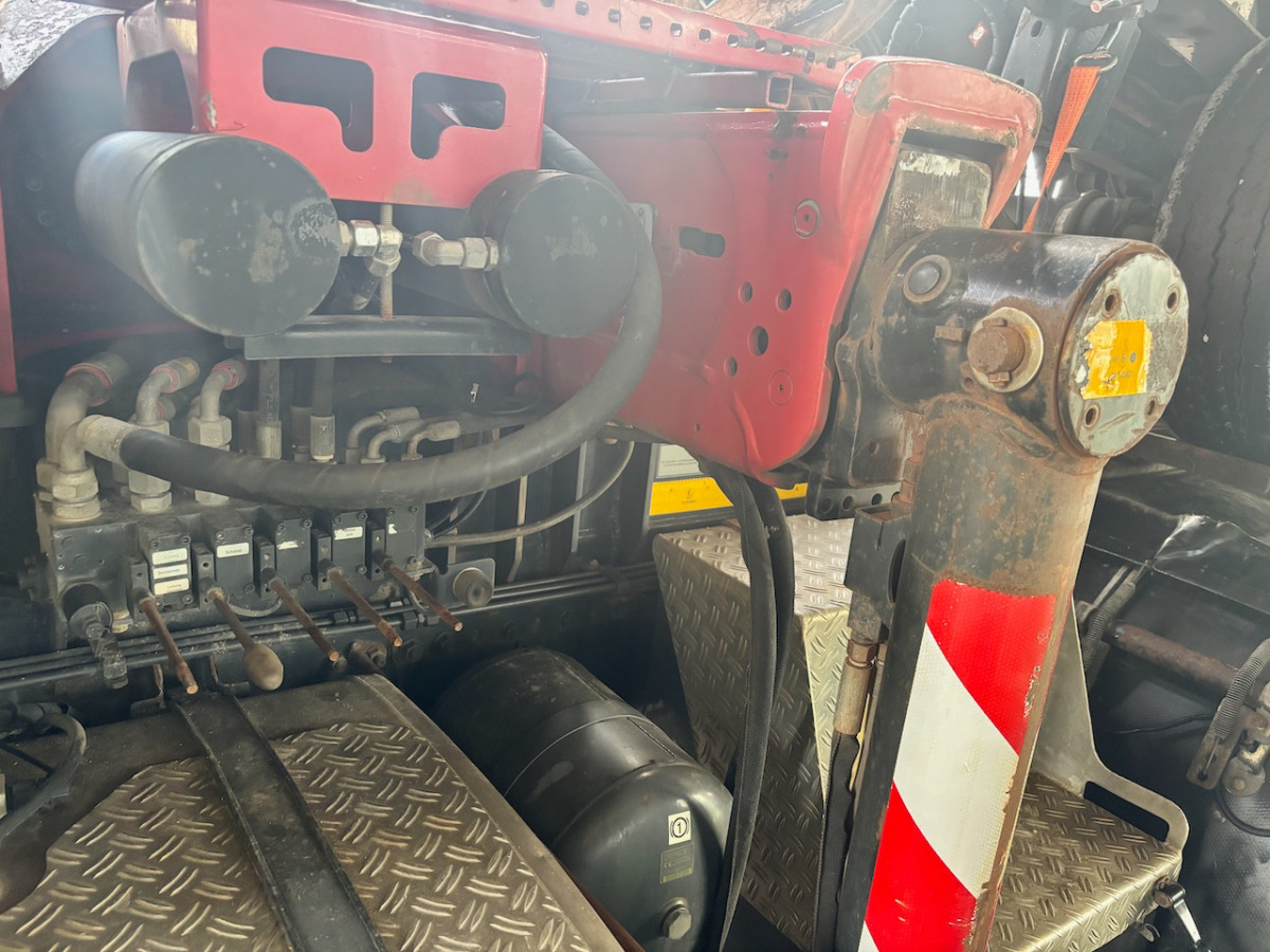 Nákladné vozidlo na prepravu dreva, Auto s hydraulickou rukou SCANIA G490 6x2: obrázok 17