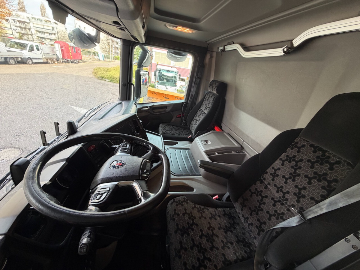 SCANIA P280 - Skříňový nákladní auto: obrázok 4 SCANIA P280 - Skříňový nákladní auto: obrázok 4