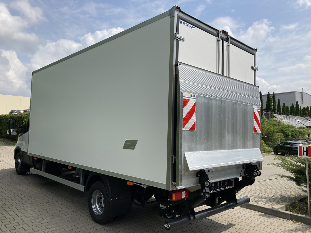 Iveco Daily 70C18 Kühlkoffer LBW BÃR - Chladiarenská dodávka: obrázok 5 Iveco Daily 70C18 Kühlkoffer LBW BÃR - Chladiarenská dodávka: obrázok 5