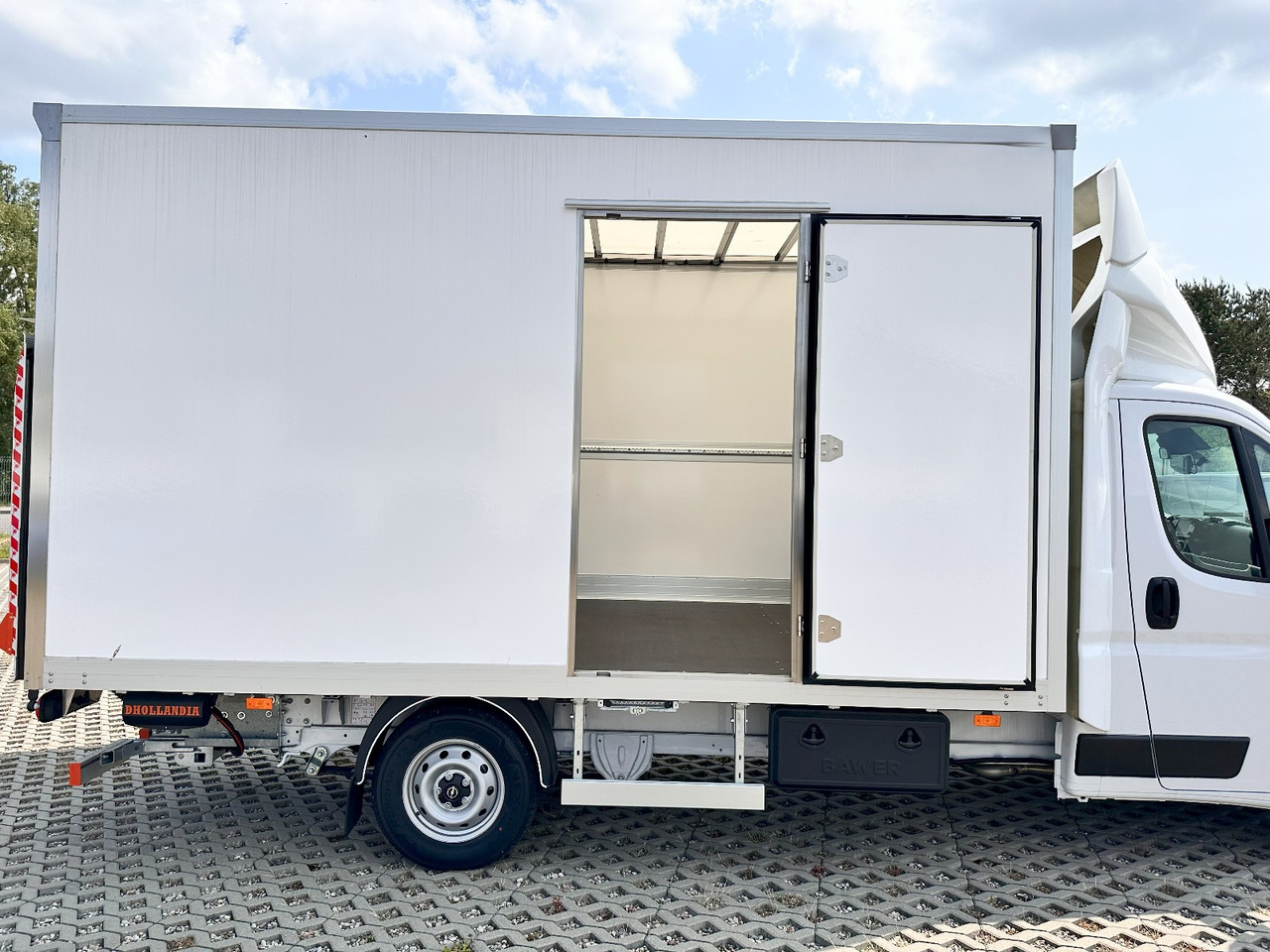 Opel Movano 180 DHollandia - Dodávka skriňová nadstavba: obrázok 3 Opel Movano 180 DHollandia - Dodávka skriňová nadstavba: obrázok 3