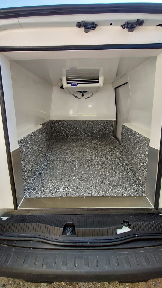 Renault Kangoo Lang Kühlkasten - Chladiarenská dodávka: obrázok 5 Renault Kangoo Lang Kühlkasten - Chladiarenská dodávka: obrázok 5
