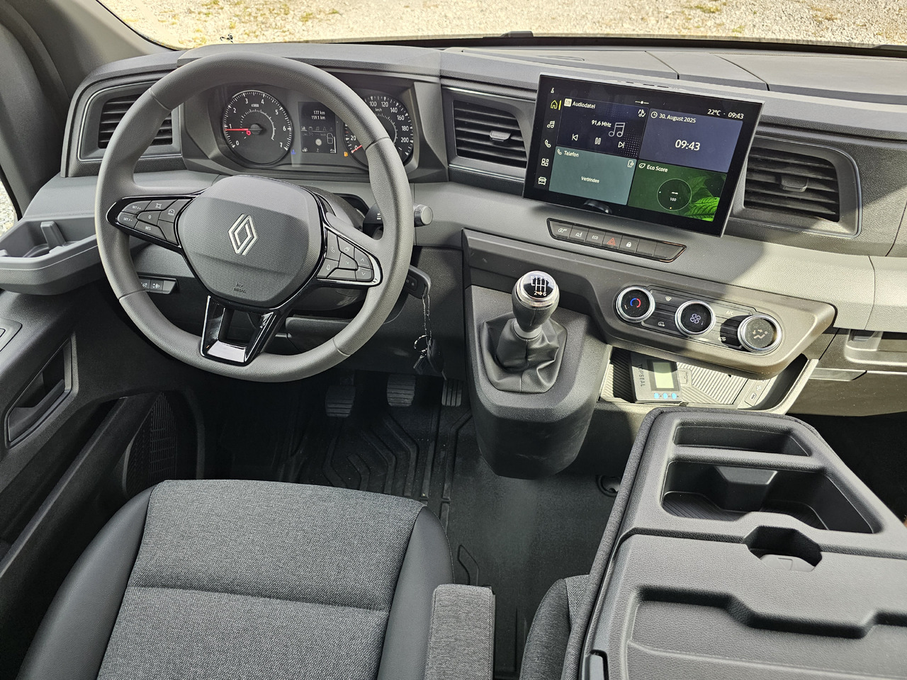 Renault Master 165 Koffer Platform Tiefrahmen - Dodávka skriňová nadstavba: obrázok 5 Renault Master 165 Koffer Platform Tiefrahmen - Dodávka skriňová nadstavba: obrázok 5