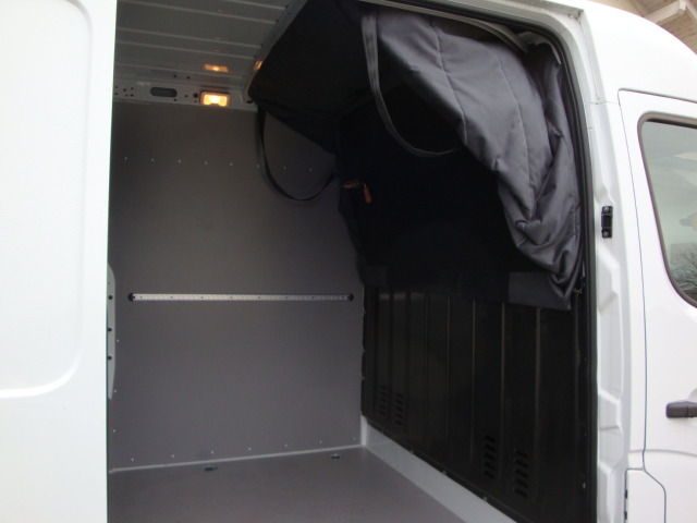 Renault Master 170 L3H2 KLAPPBETT - Furgon: obrázok 2 Renault Master 170 L3H2 KLAPPBETT - Furgon: obrázok 2
