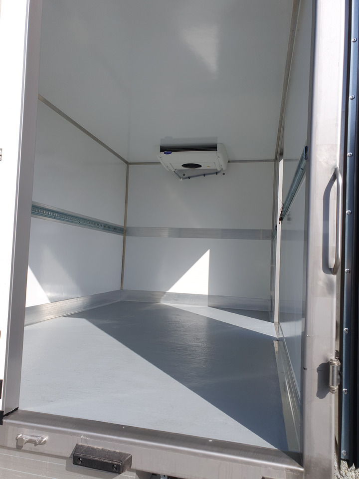 Renault Master Kühlkoffer O°/+20°C 230V Standkühlung - Chladiarenská dodávka: obrázok 4 Renault Master Kühlkoffer O°/+20°C 230V Standkühlung - Chladiarenská dodávka: obrázok 4