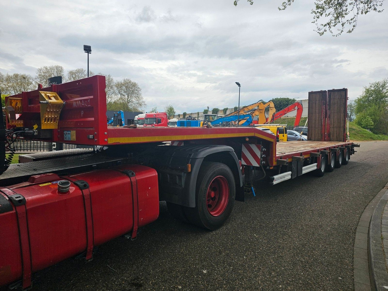Kässbohrer LB4E Semie Tieflader Mit Rampen - Náves podvalník: obrázok 5 Kässbohrer LB4E Semie Tieflader Mit Rampen - Náves podvalník: obrázok 5
