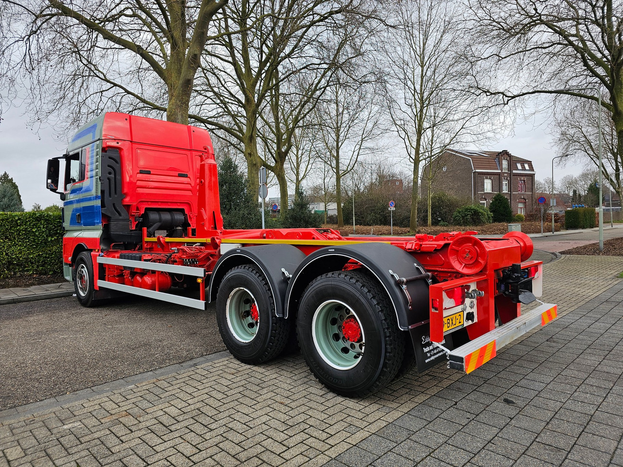 MAN TGX 26.560 XLX 6X4 - Hákový nosič kontajnerov: obrázok 3 MAN TGX 26.560 XLX 6X4 - Hákový nosič kontajnerov: obrázok 3