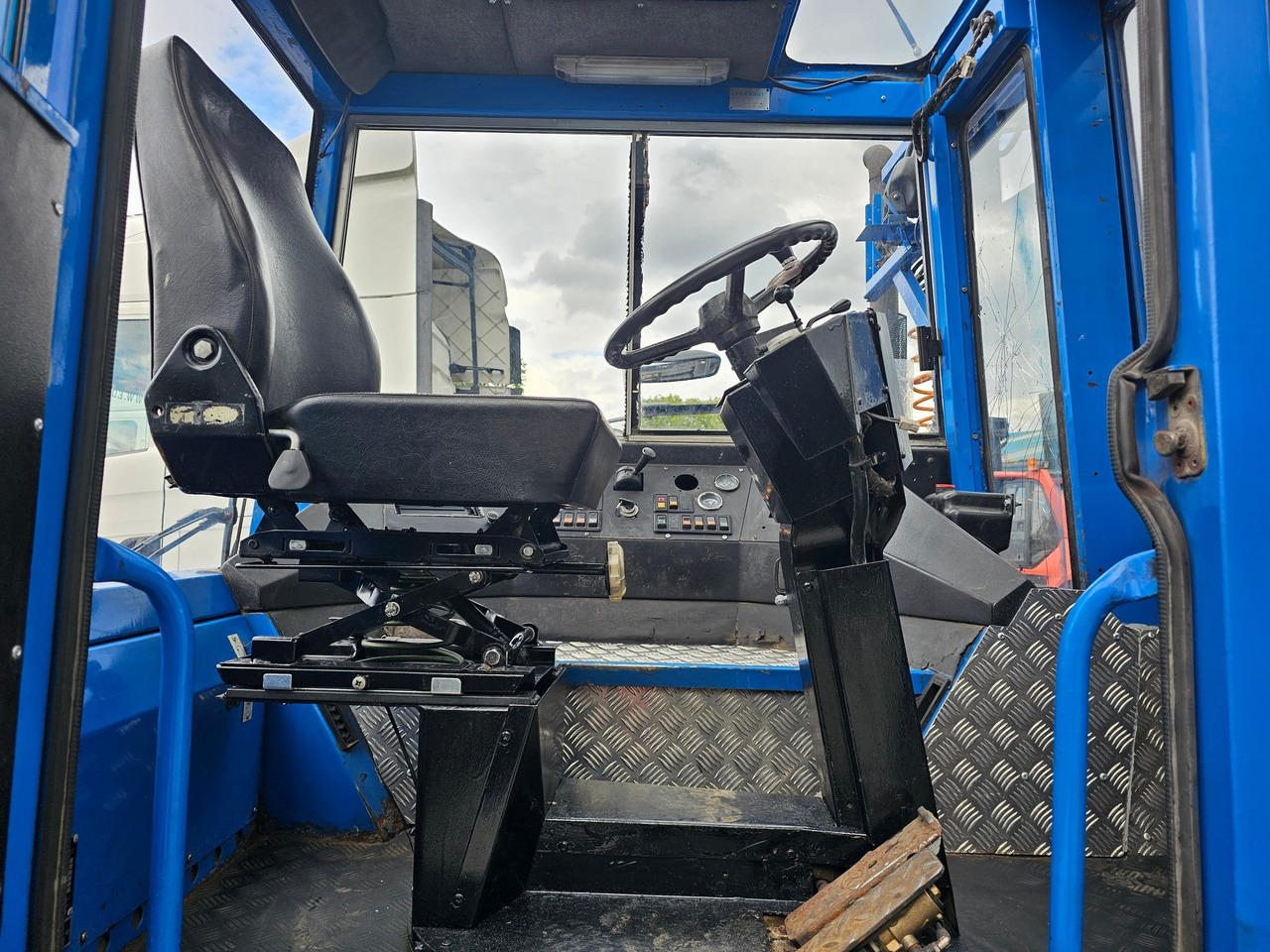 Ťahač Terberg RT 26 4x4: obrázok 16