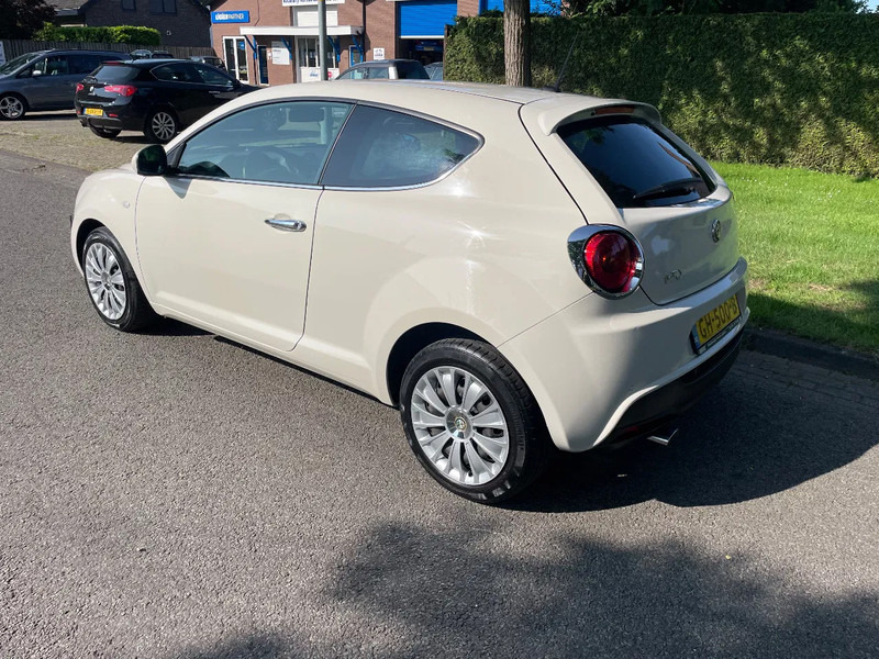 Alfa Romeo MiTo ALFA MITO Diesel MEGA MOOI - Automobil: obrázok 3 Alfa Romeo MiTo ALFA MITO Diesel MEGA MOOI - Automobil: obrázok 3