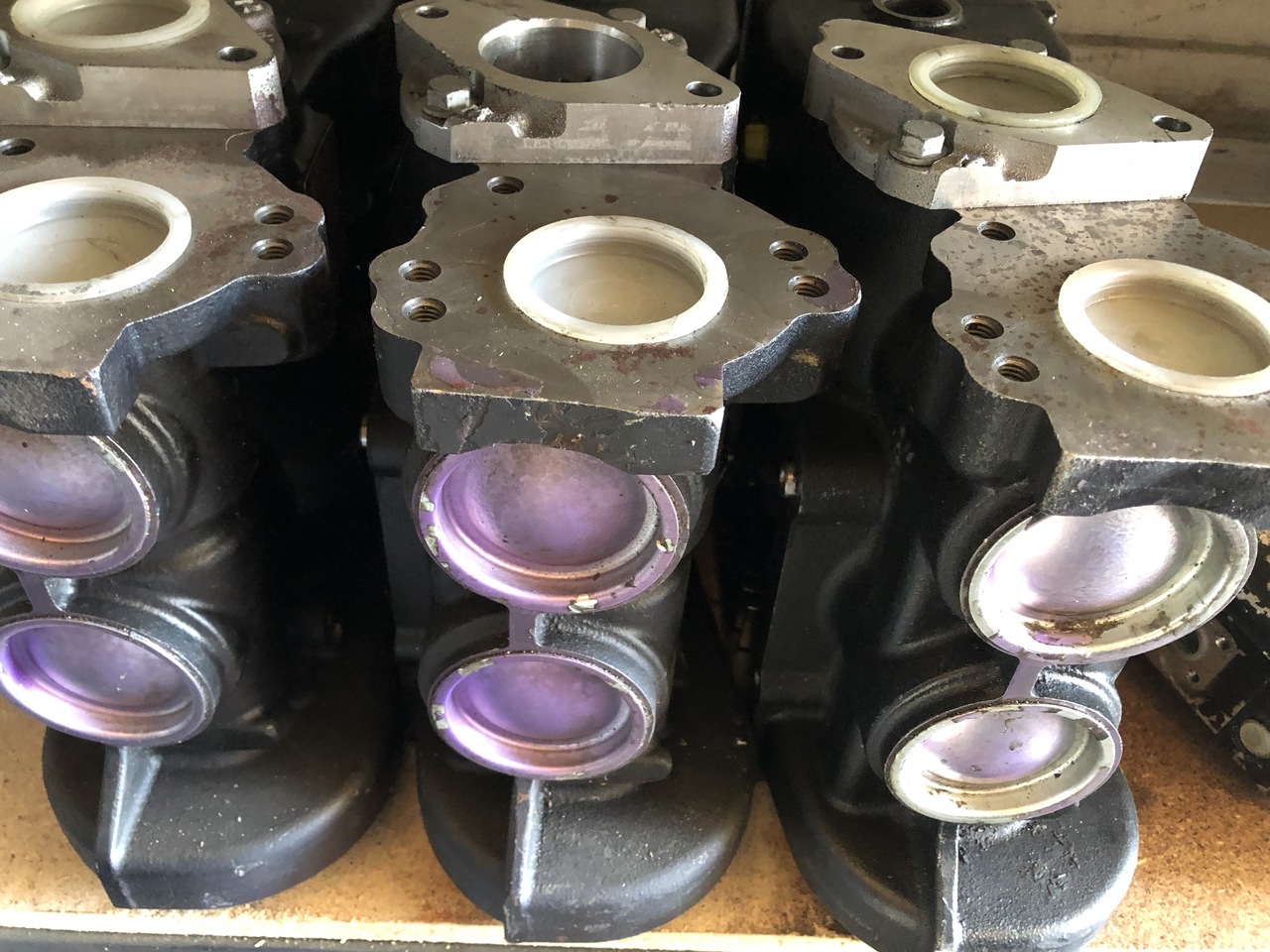 AIR COMPRESSOR MAN TGA 2 CYLINDERS MAN TGA - Kompresor pre Nákladné auto: obrázok 4 AIR COMPRESSOR MAN TGA 2 CYLINDERS MAN TGA - Kompresor pre Nákladné auto: obrázok 4