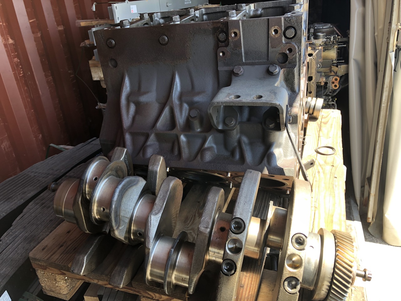 CRANKCASE-CRANKSHAFT ACTROS EURO2-3-4-5 - Blok valcov pre Nákladné auto: obrázok 2 CRANKCASE-CRANKSHAFT ACTROS EURO2-3-4-5 - Blok valcov pre Nákladné auto: obrázok 2