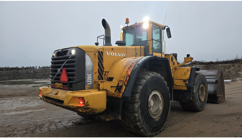 Volvo L220E - Kolesový nakladač: obrázok 1 Volvo L220E - Kolesový nakladač: obrázok 1