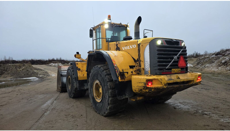 Volvo L220E - Kolesový nakladač: obrázok 3 Volvo L220E - Kolesový nakladač: obrázok 3