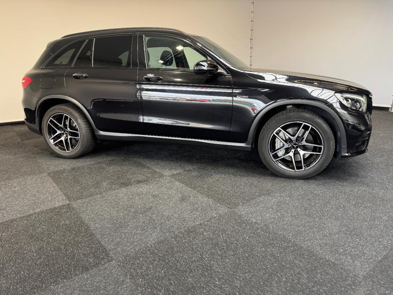 Automobil Mercedes-Benz GLC AMG 43 4 Matic Full specs Luchtvering 360 Graden camera Head up display leer: obrázok 6