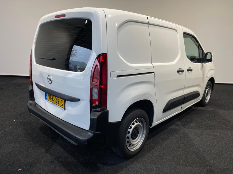 Opel Combo Combo Tour L1H1 1.5 Diesel 102pk Edition Euro 6 - Malá dodávka: obrázok 4 Opel Combo Combo Tour L1H1 1.5 Diesel 102pk Edition Euro 6 - Malá dodávka: obrázok 4