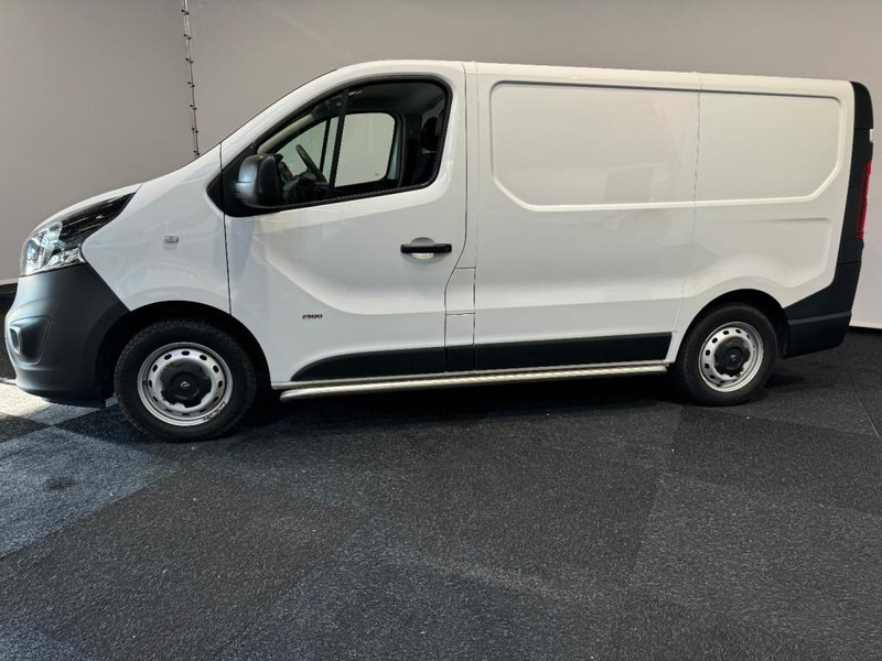 Opel VIVARO L1H1 Euro 6 Airco Navigatie Cruise control - Malá dodávka: obrázok 4 Opel VIVARO L1H1 Euro 6 Airco Navigatie Cruise control - Malá dodávka: obrázok 4
