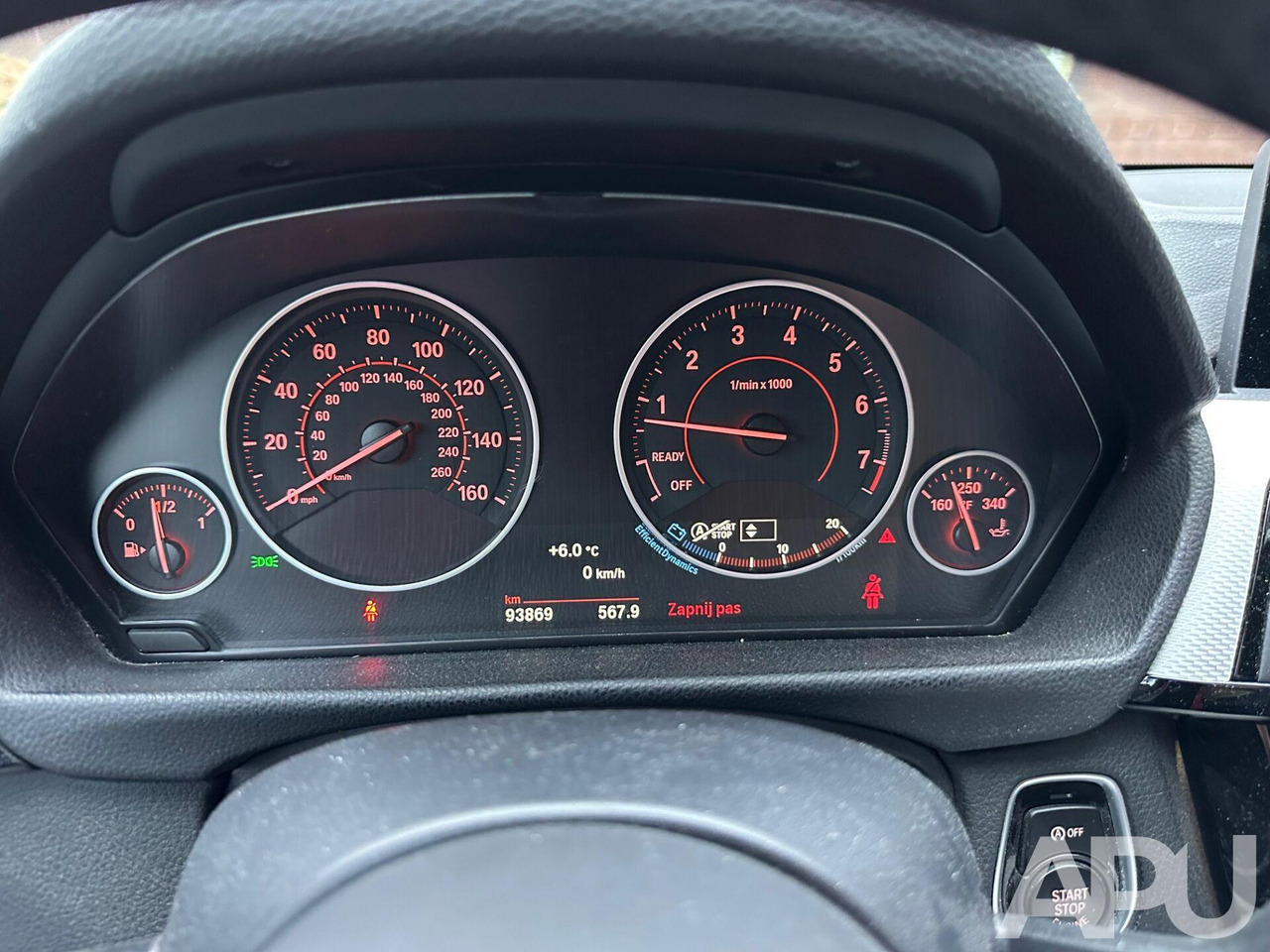 BMW 330i F30 M-PAKIET PERFORMANCE - Automobil: obrázok 3 BMW 330i F30 M-PAKIET PERFORMANCE - Automobil: obrázok 3