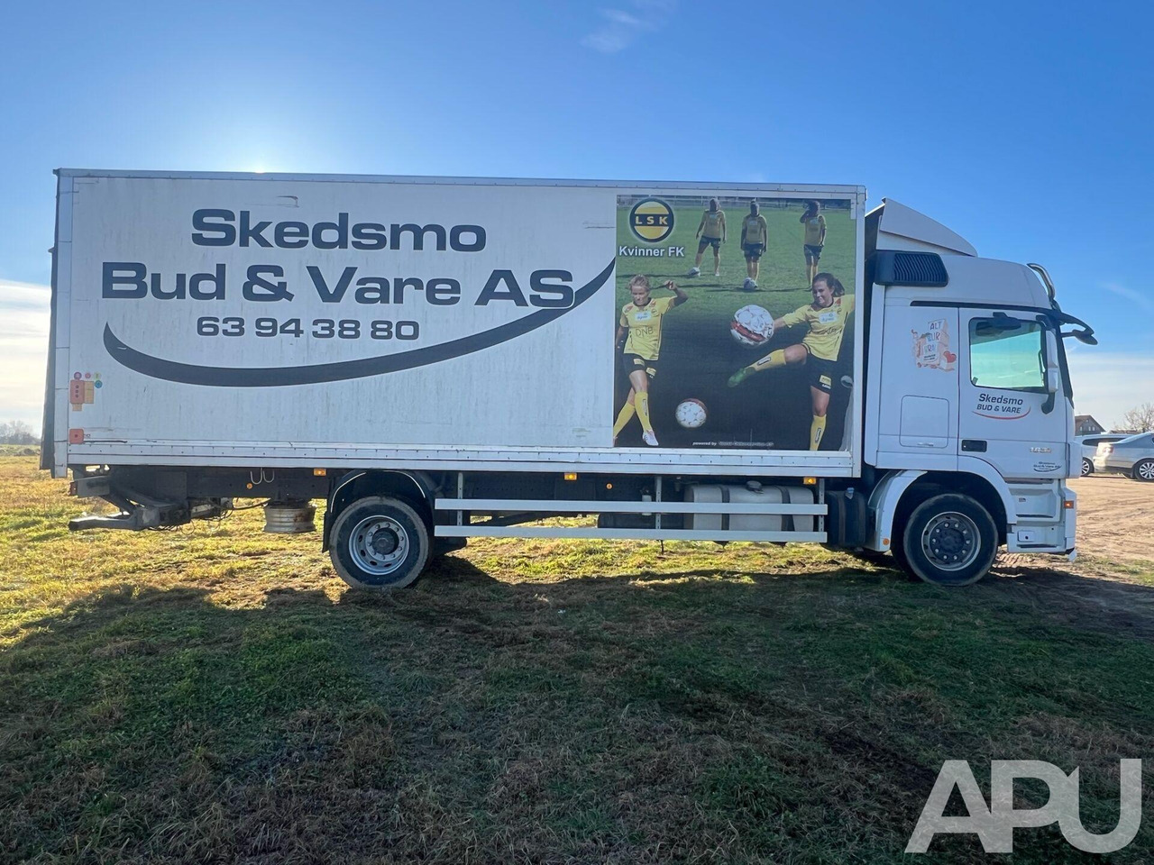 Skříňový nákladní auto Mercedes Actros 1832: obrázok 8 Skříňový nákladní auto Mercedes Actros 1832: obrázok 8