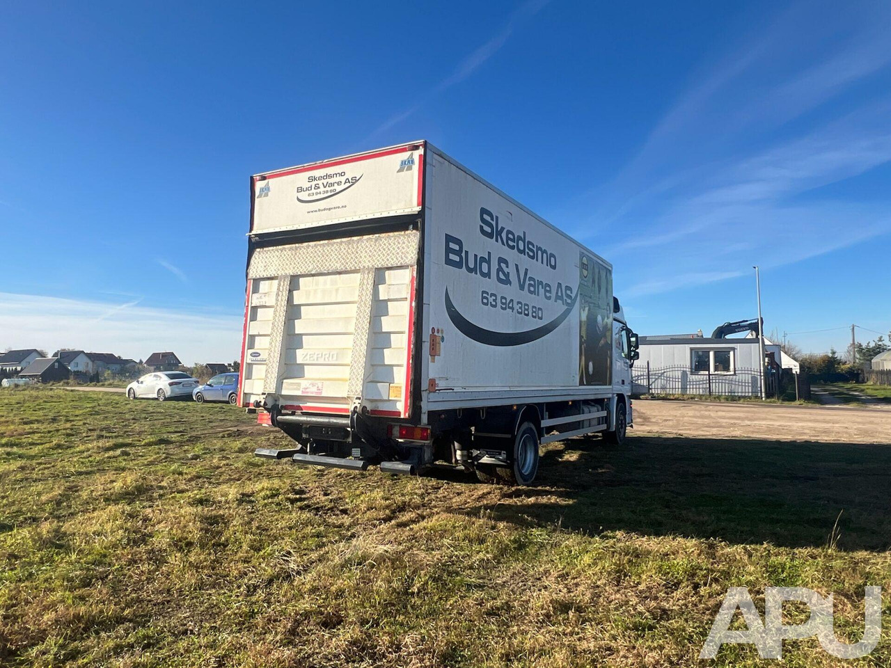 Skříňový nákladní auto Mercedes Actros 1832: obrázok 7 Skříňový nákladní auto Mercedes Actros 1832: obrázok 7