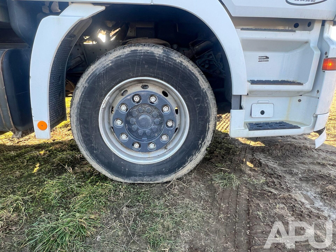 Skříňový nákladní auto Mercedes Actros 1832: obrázok 19 Skříňový nákladní auto Mercedes Actros 1832: obrázok 19