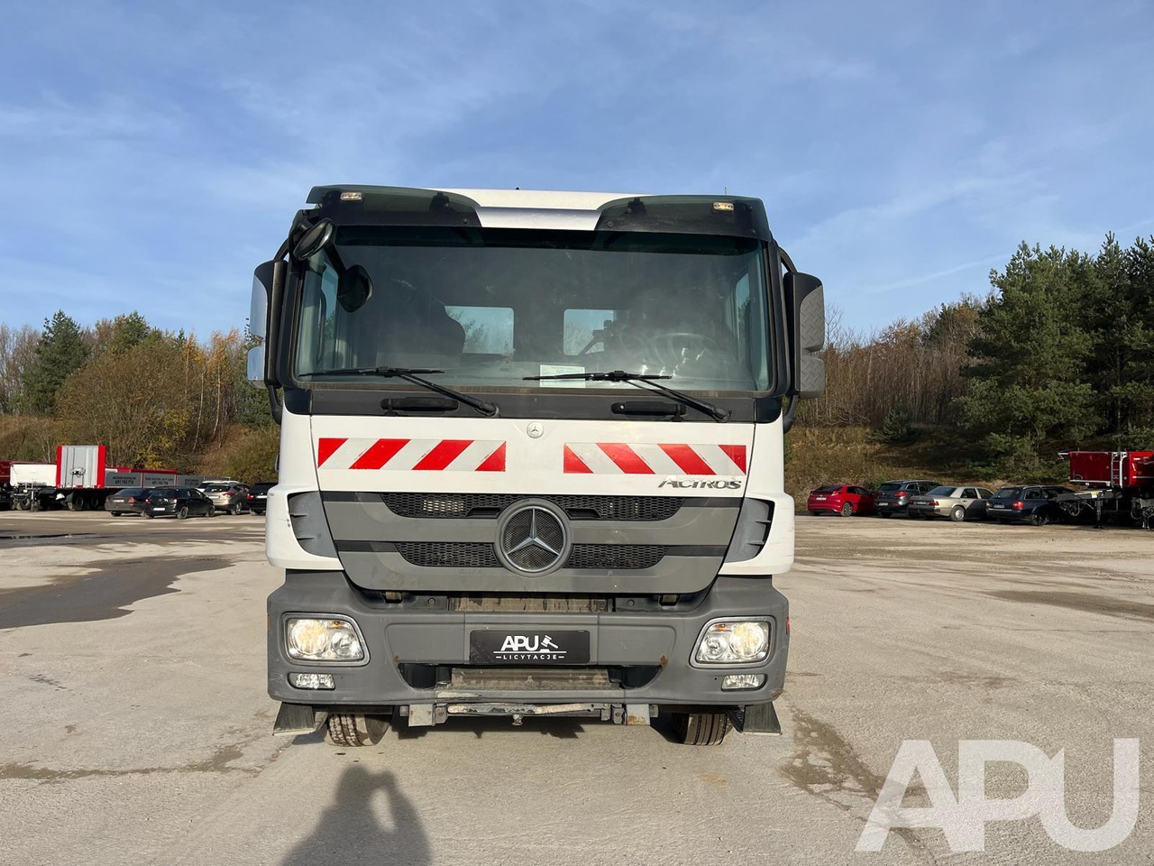 Mercedes-Benz Actros 1832 - Sklápač: obrázok 2 Mercedes-Benz Actros 1832 - Sklápač: obrázok 2