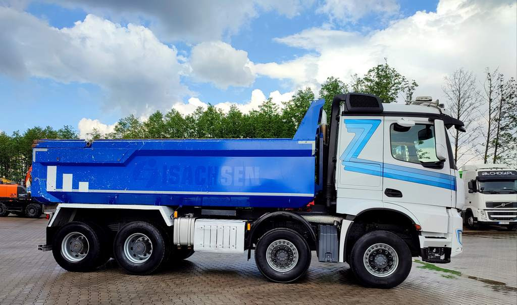Mercedes-Benz Arocs 4151 - Sklápač: obrázok 5 Mercedes-Benz Arocs 4151 - Sklápač: obrázok 5