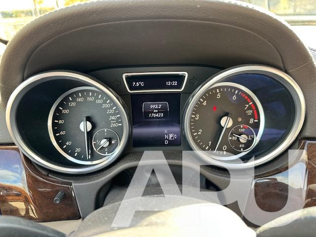 Mercedes-Benz ML350 4Matic AMG - Automobil: obrázok 3 Mercedes-Benz ML350 4Matic AMG - Automobil: obrázok 3