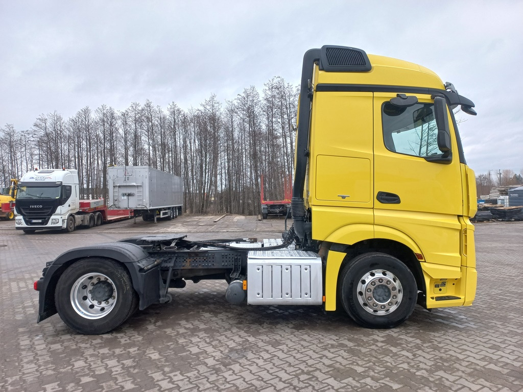 Mercedes-Benz ACTROS 1845 LS - Ťahač: obrázok 5 Mercedes-Benz ACTROS 1845 LS - Ťahač: obrázok 5