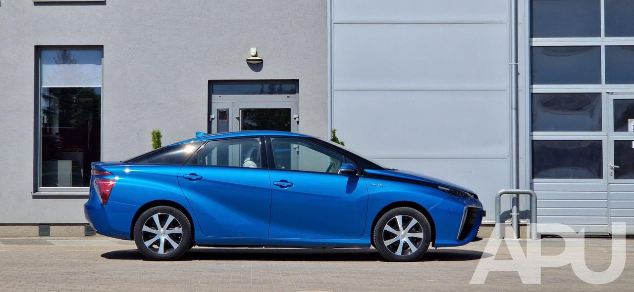 Toyota Mirai – NOWA NIE UŻYWANA - Sedan: obrázok 3 Toyota Mirai – NOWA NIE UŻYWANA - Sedan: obrázok 3