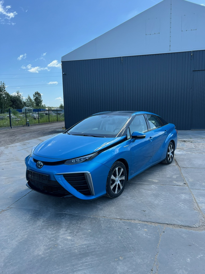 Toyota Mirai - Sedan: obrázok 1 Toyota Mirai - Sedan: obrázok 1