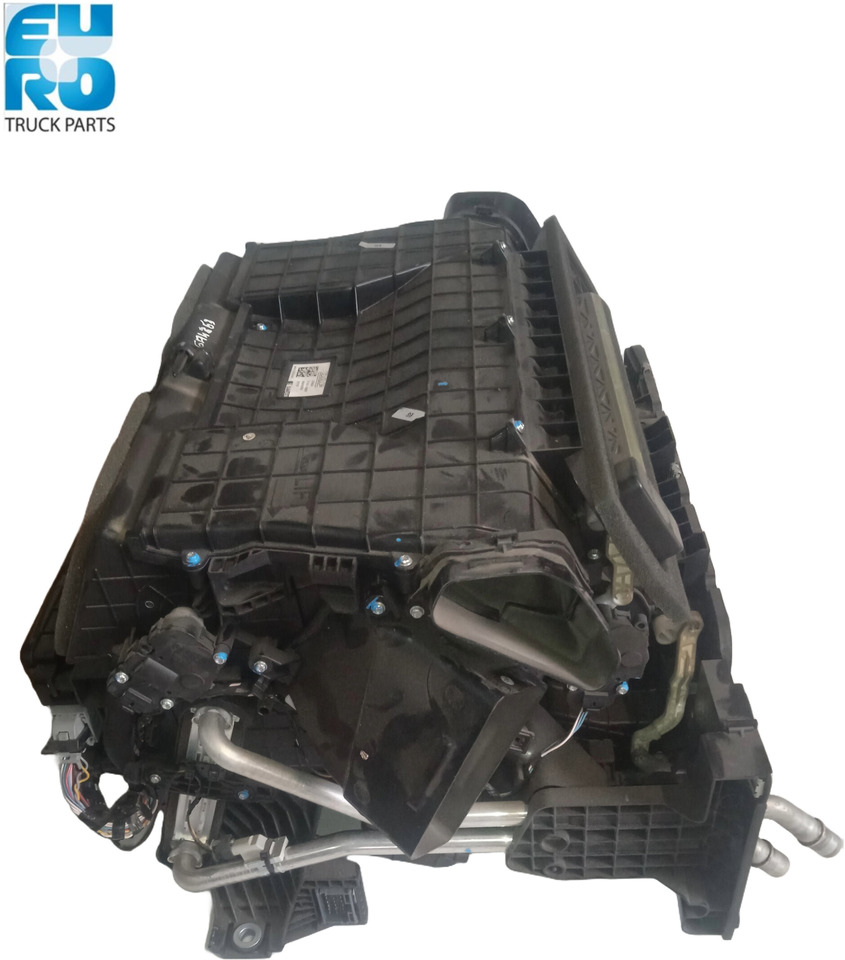 Chladič pre Nákladné auto DAF XF 106 HEATER, CCC 2017-USED+DEPOSIT 2302628U: obrázok 7 Chladič pre Nákladné auto DAF XF 106 HEATER, CCC 2017-USED+DEPOSIT 2302628U: obrázok 7