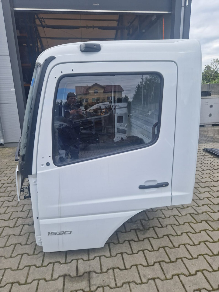MB ATEGO CABINE EURO 6 TUNEL VOOR 6 CYL.MOTOR WITHOUT SEAT 000074 - Kabína pre Nákladné auto: obrázok 4 MB ATEGO CABINE EURO 6 TUNEL VOOR 6 CYL.MOTOR WITHOUT SEAT 000074 - Kabína pre Nákladné auto: obrázok 4