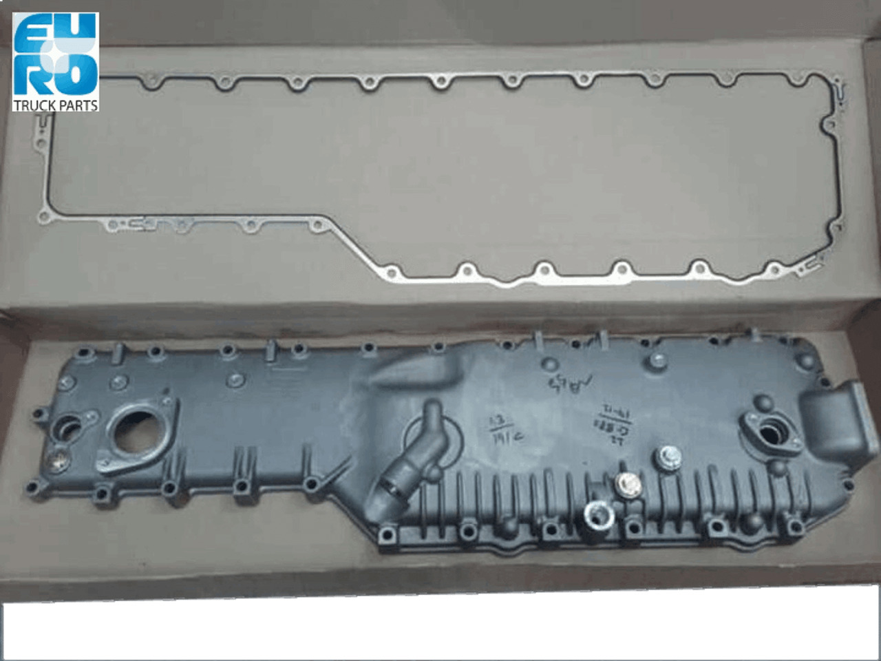 VOLVO/RVI OLIEKOELER DEKSEL 21508091 - Olejový chladič pre Nákladné auto: obrázok 2 VOLVO/RVI OLIEKOELER DEKSEL 21508091 - Olejový chladič pre Nákladné auto: obrázok 2