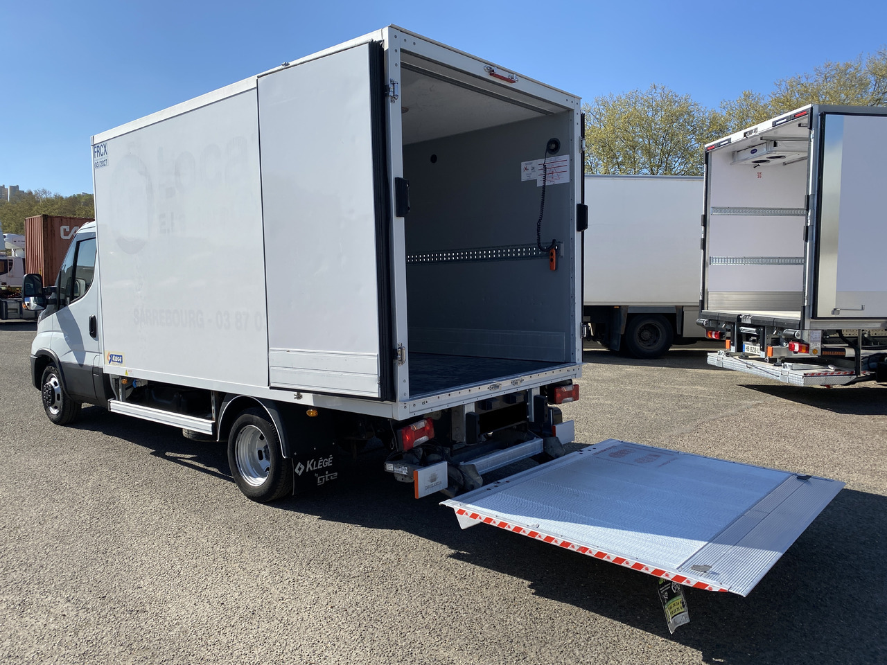 IVECO Daily 35C16 frigorifique Hayon - Chladiarenská dodávka: obrázok 4 IVECO Daily 35C16 frigorifique Hayon - Chladiarenská dodávka: obrázok 4
