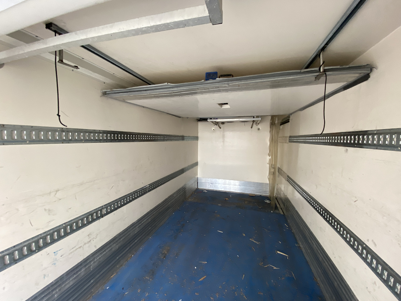 IVECO EUROCARGO - Chladirenské nákladné vozidlo: obrázok 5 IVECO EUROCARGO - Chladirenské nákladné vozidlo: obrázok 5