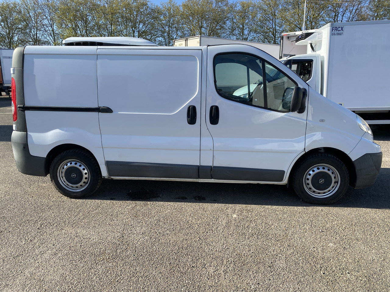 RENAULT trafic frigo - Chladiarenská dodávka: obrázok 2 RENAULT trafic frigo - Chladiarenská dodávka: obrázok 2
