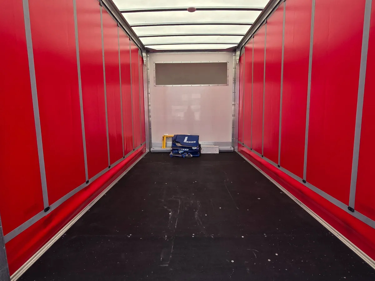 NEW Renault Master Red Edition Curtain Side - Plachtová dodávka: obrázok 5 NEW Renault Master Red Edition Curtain Side - Plachtová dodávka: obrázok 5
