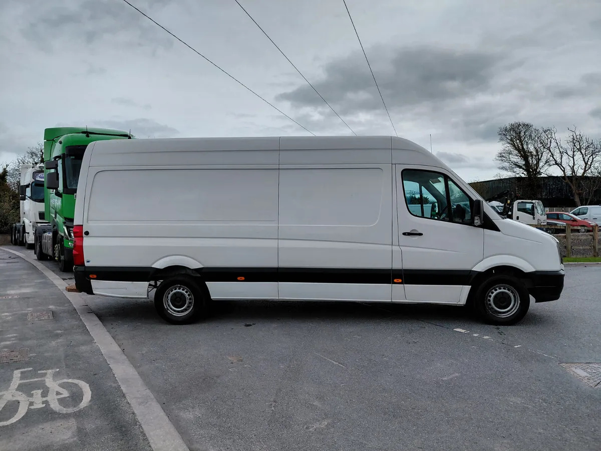 Volkswagen Crafter 2016 CR35 TDI - Furgon: obrázok 4 Volkswagen Crafter 2016 CR35 TDI - Furgon: obrázok 4