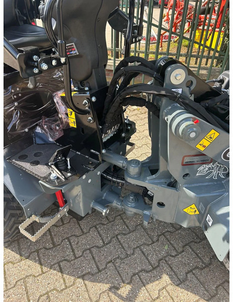 Nový Nakladač Giant G1500L X-tra: obrázok 7