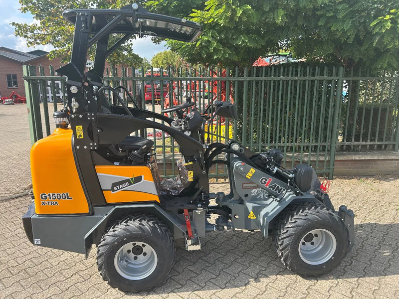 Giant G1500L X-tra - Nakladač: obrázok 1 Giant G1500L X-tra - Nakladač: obrázok 1