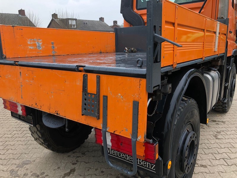 Mercedes-Benz Unimog U400 - Valníkový/ Plošinový nákladný automobil, Komunálne/ Špeciálne stroje: obrázok 4 Mercedes-Benz Unimog U400 - Valníkový/ Plošinový nákladný automobil, Komunálne/ Špeciálne stroje: obrázok 4