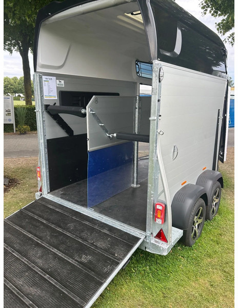 Sirius Voorraad / show modellen Sirius S45 S75 S77 S80 - Príves na prepravu koní: obrázok 2 Sirius Voorraad / show modellen Sirius S45 S75 S77 S80 - Príves na prepravu koní: obrázok 2