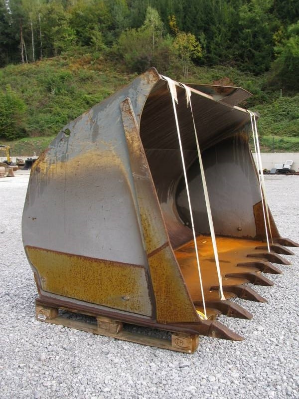 Liebherr L 556, L564,L554 ali L566 nakladalna žlica - Kolesový nakladač: obrázok 4 Liebherr L 556, L564,L554 ali L566 nakladalna žlica - Kolesový nakladač: obrázok 4