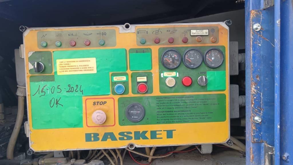 Basket SEL 28 - Teleskopická plošina: obrázok 3 Basket SEL 28 - Teleskopická plošina: obrázok 3